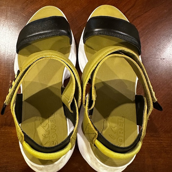 SOREL Wedge Sandals. - Picture 4 of 4